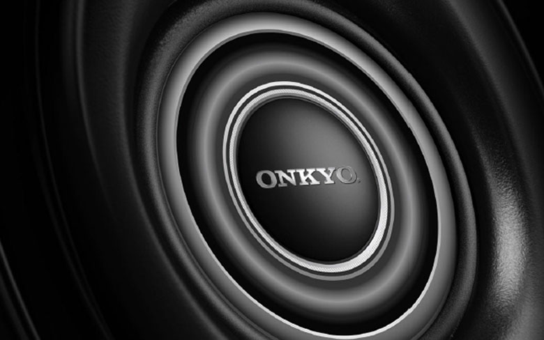 Kết hợp với hệ thống loa Onkyo