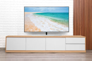 samsung-qa65q80r-9-3_3395b92a65e441d68bcf51a424fff0bc.jpg